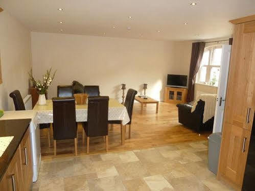 Oatlands Self Catering Cottages Maze Esterno foto